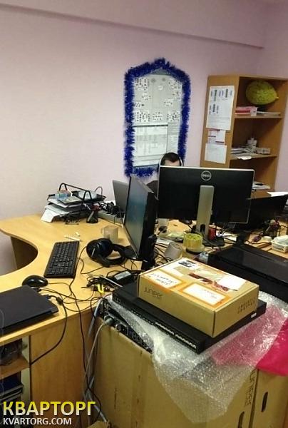 Rent out office. Киев, Житнеторжская пл — photo 9
