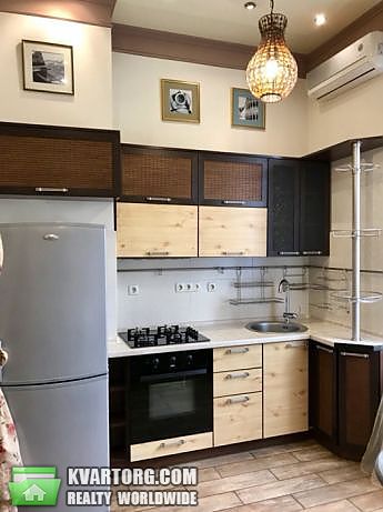 Rent out 2-room apartment. Киев,  Сечевых Стрельцов — photo 3
