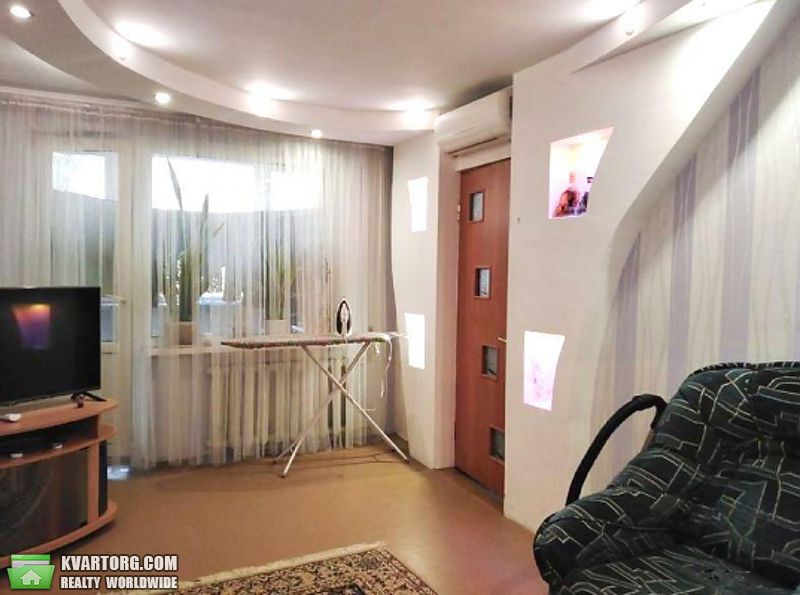 Sell 3-room apartment. Одесса, Добровольского проспект — photo 1