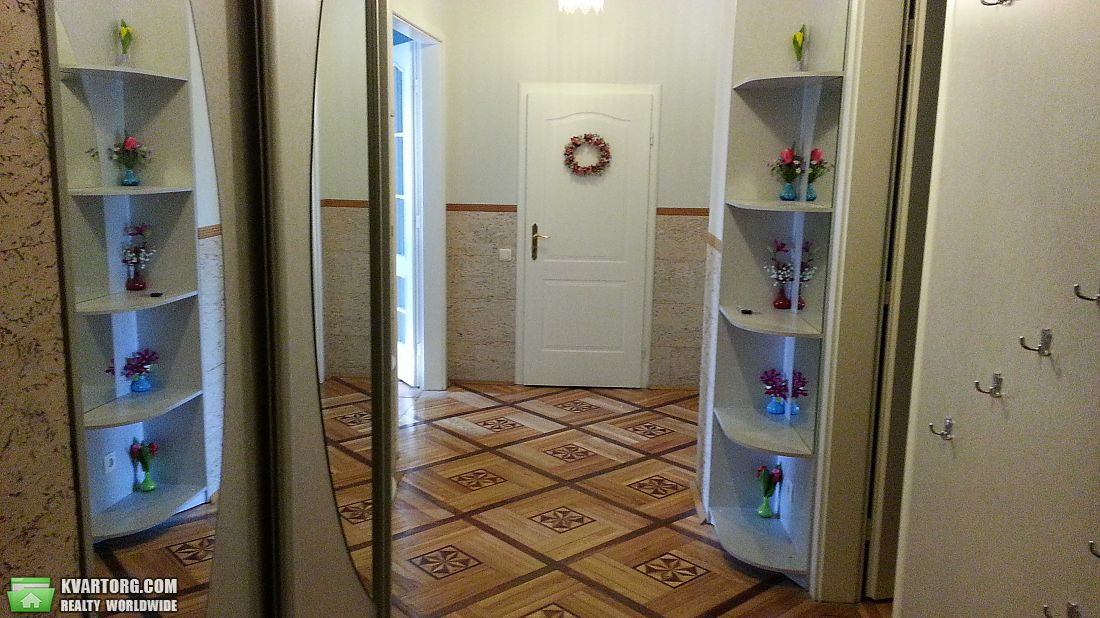 Rent out 3-room apartment. Киев, крещатик — photo 5