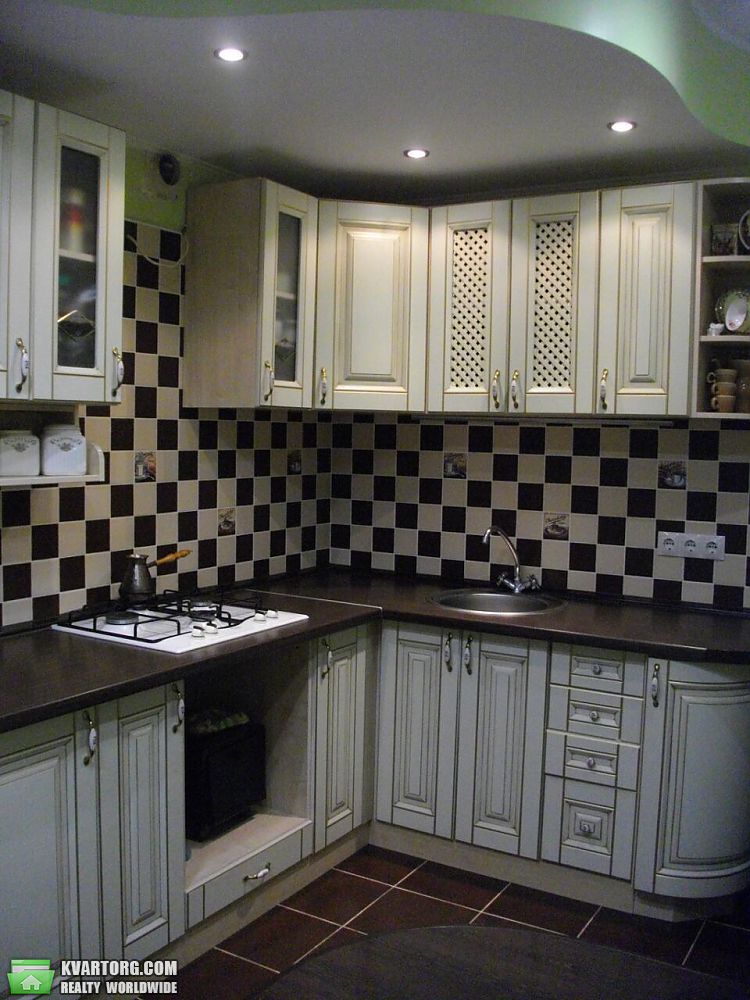 Sell 1-room apartment. Киев, Волинская — photo 1