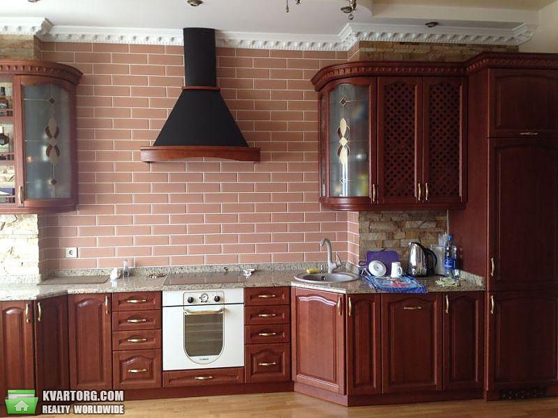 Rent out 3-room apartment. Киев,  Жилянская — photo 7
