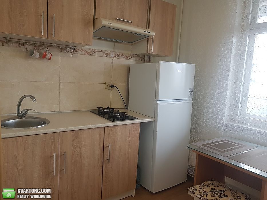 Sell 1-room apartment. Киев,  Радужная — photo 1
