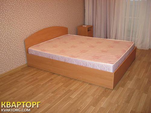 Rent out 3-room apartment. Киев,  Героев Обороны — photo 6