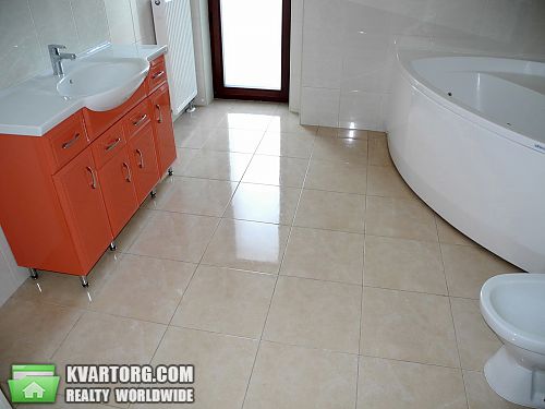 Rent out 4-room apartment. Киев,  ул. Институтская — photo 7