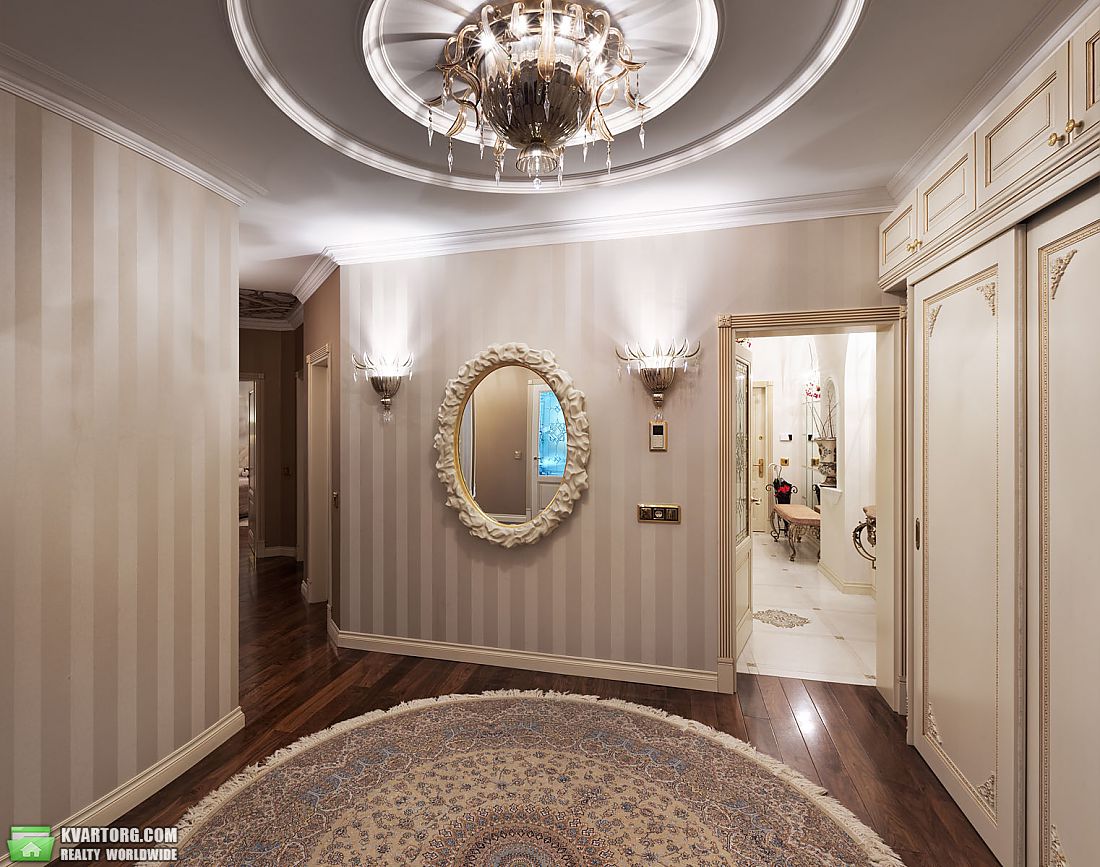 Sell 4-room apartment. Киев,  Щорса — photo 10