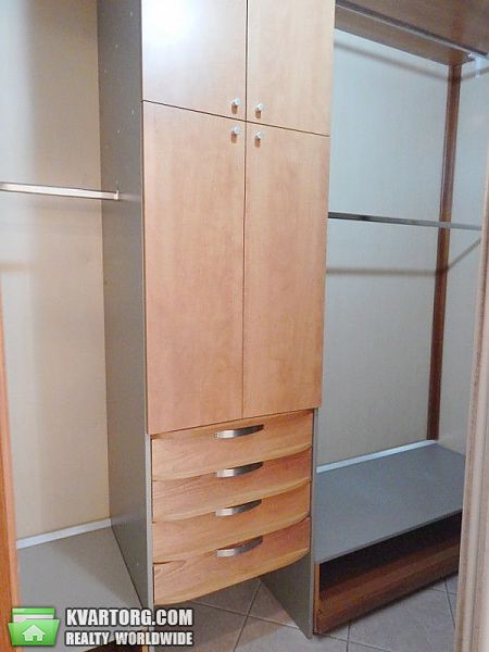 Sell 4-room apartment. Киев, Старонаводницкая — photo 9
