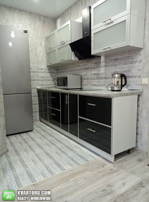 Rent out 2-room apartment. Киев,  Петропавловская — photo 4