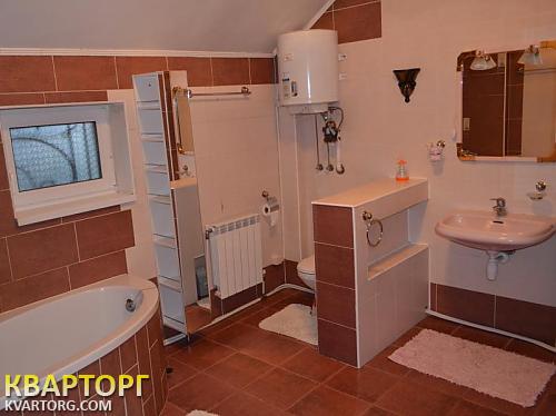 Rent out house. Киев,  Садовая — photo 1