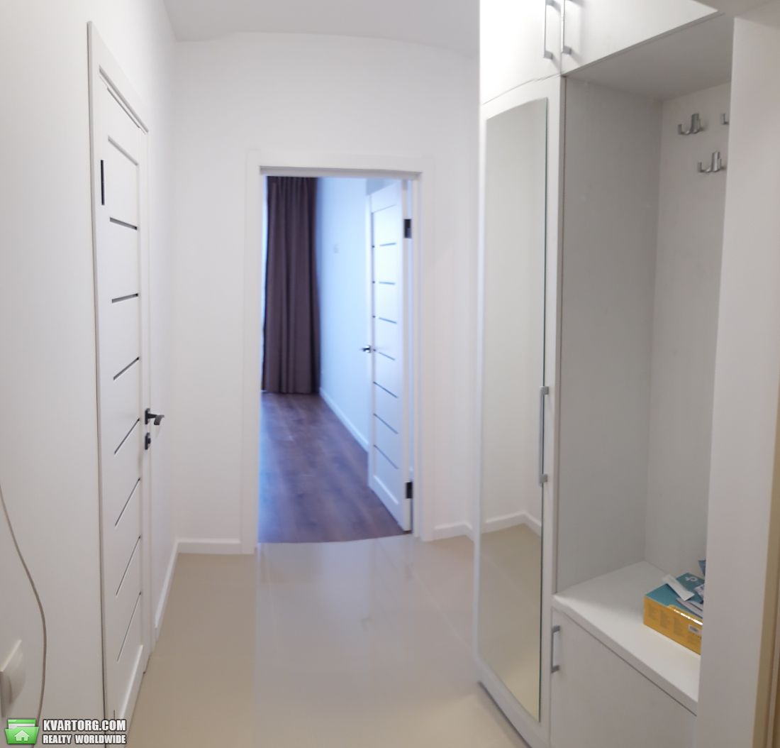 Rent out 1-room apartment. Львов, Угорська — photo 6