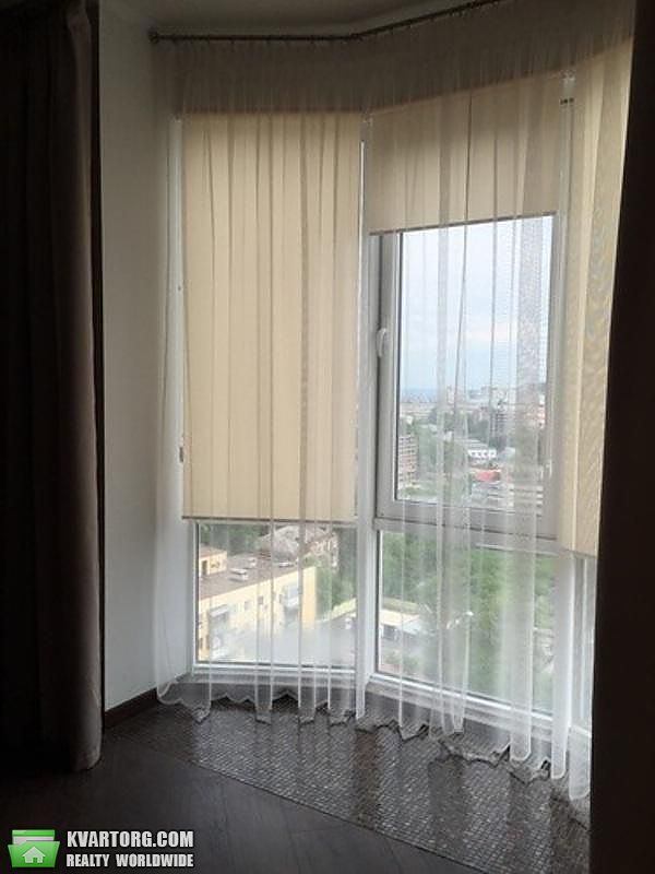 Rent out 2-room apartment. Киев,  Лабораторный пер — photo 8