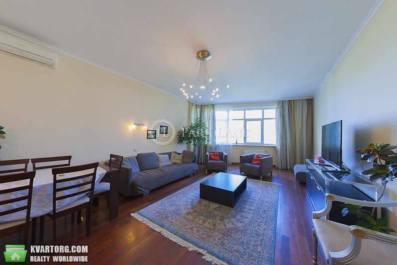 Rent out 4-room apartment. Киев,  Старонаводницкая — photo 1