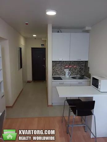 Rent out 1-room apartment. Киев,  Машиностроительная — photo 1