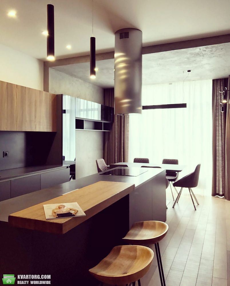 Rent out 5-room apartment. Киев, Драгомирова ул. — photo 3