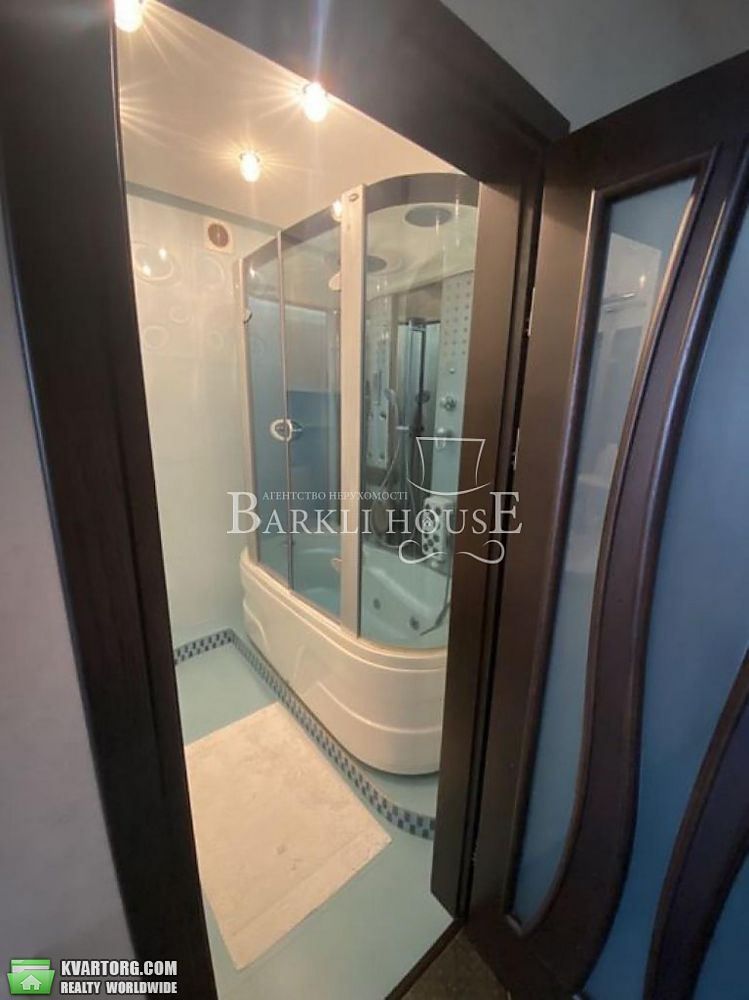 Rent out 3-room apartment. Киев,  Голосеевская — photo 9