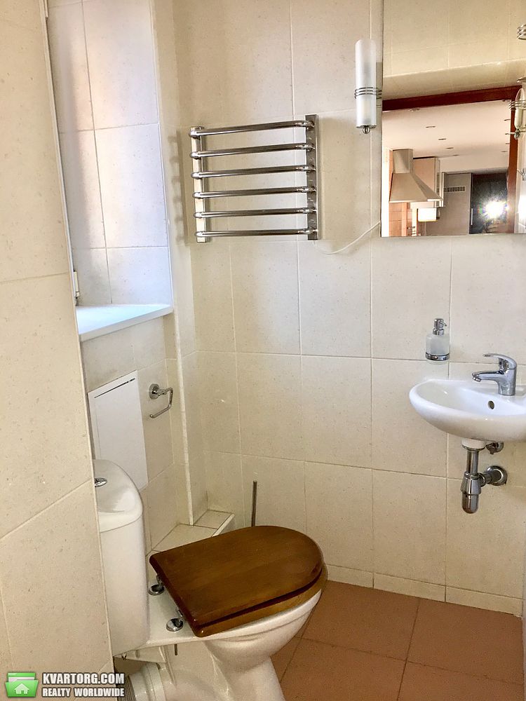 Sell 2-room apartment. Киев, Б.Хмельницкого — photo 10