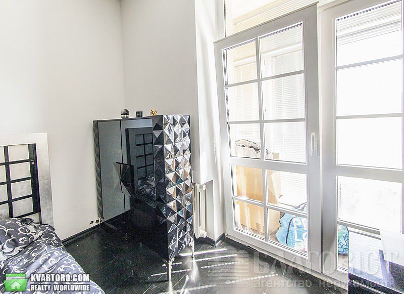 Sell 3-room apartment. Киев,  Тарасовская — photo 8