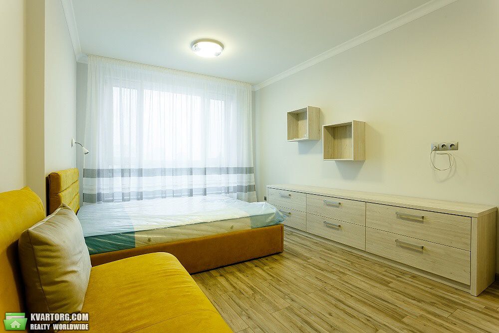 Rent out 1-room apartment. Киев, Вацлава Гавела — photo 4