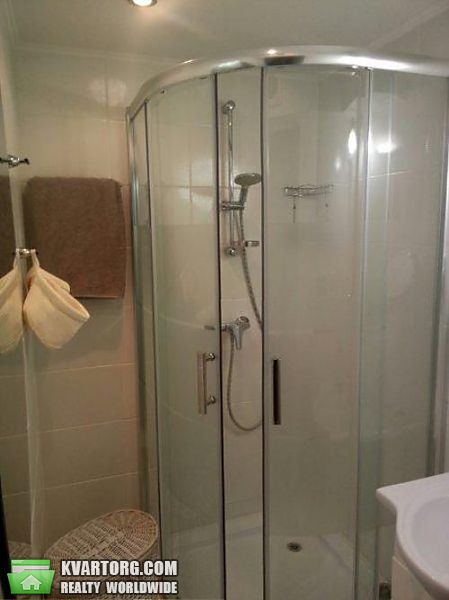 Rent out 3-room apartment. Киев,  Большая Васильковская — photo 7