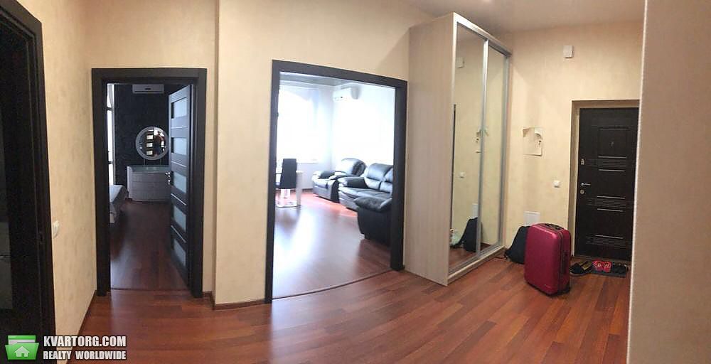 Rent out 3-room apartment. Киев,  Черновола — photo 6
