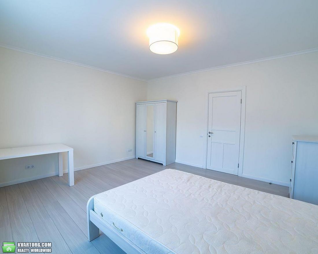 Rent out 3-room apartment. Киев,  Григоренко пр — photo 4
