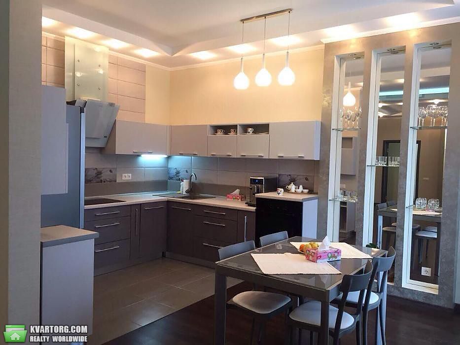 Rent out 2-room apartment. Киев, Патриса Лумумбы — photo 3