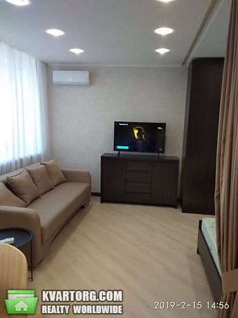 Rent out 1-room apartment. Киев,  Трутенко — photo 6
