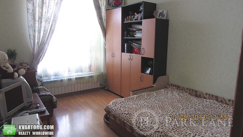 Sell 3-room apartment. Киев,  Малая Житомирская — photo 4