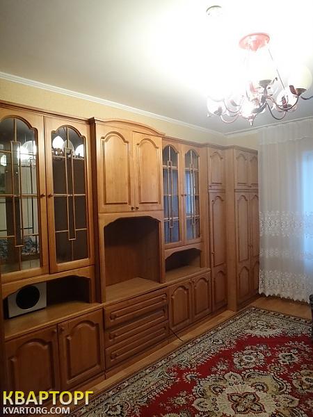 Rent out 3-room apartment. Киев,  Вышгородская — photo 3