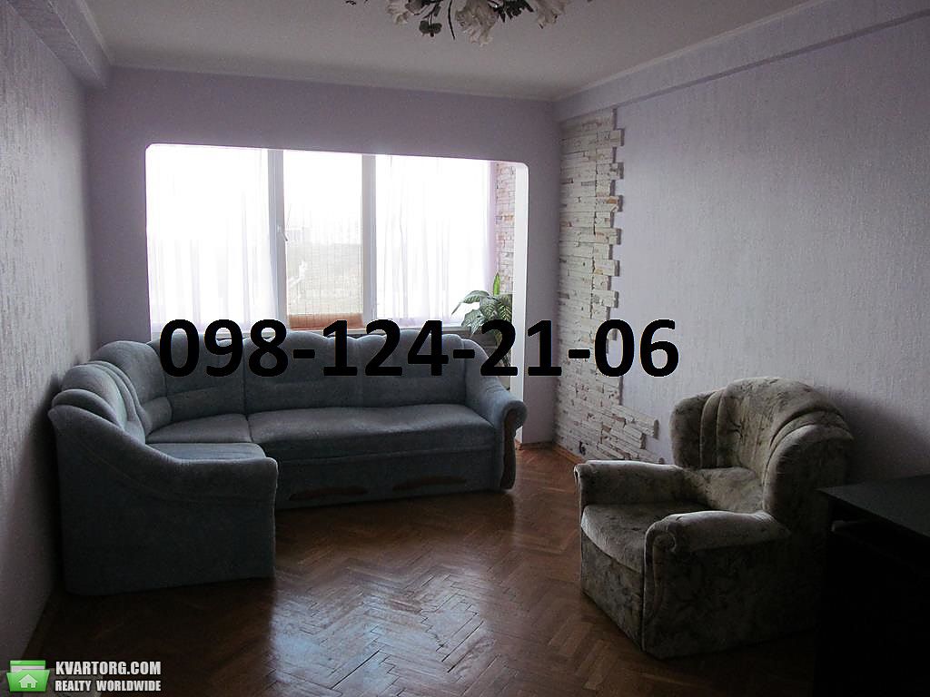 Rent out 2-room apartment. Киев,  Челябинская — photo 2