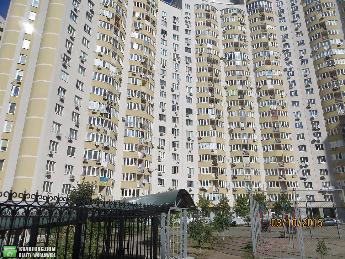 Sell 3-room apartment. Киев,  Днепровская наб — photo 3