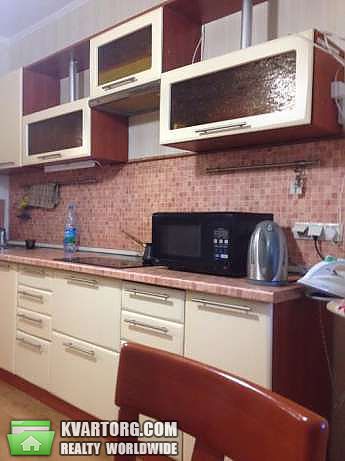 Rent out 2-room apartment. Киев,  Бажана — photo 2