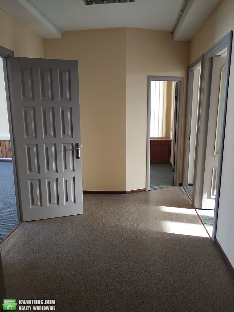 Rent out office. Киев, Сверстюка — photo 3