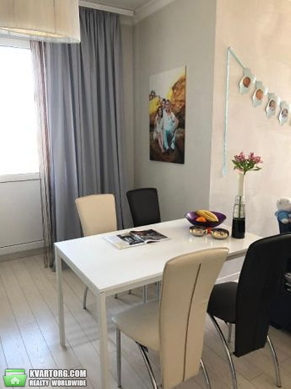 Sell 3-room apartment. Киев,  Ирпенская — photo 2