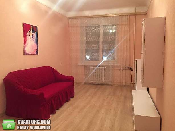 Rent out 3-room apartment. Киев,  Большая Васильковская — photo 2
