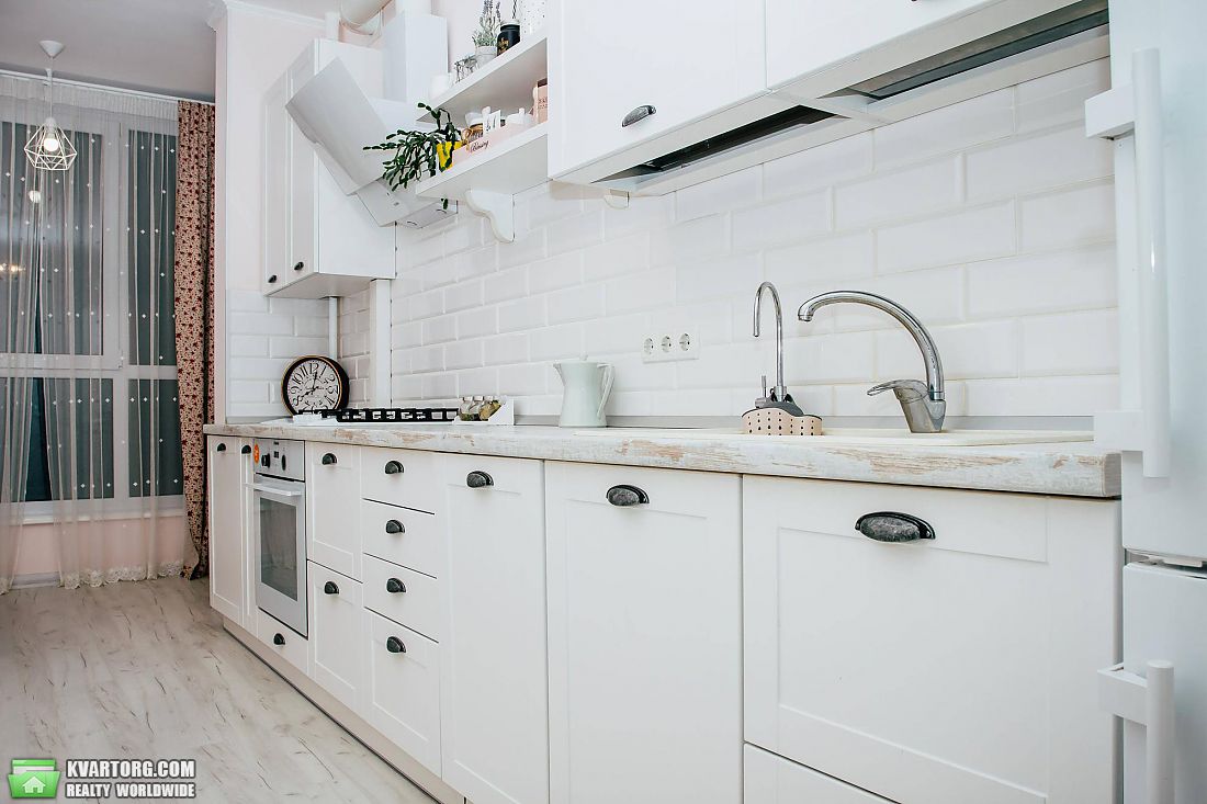 Sell 2-room apartment. Киев,  Метрологическая — photo 2