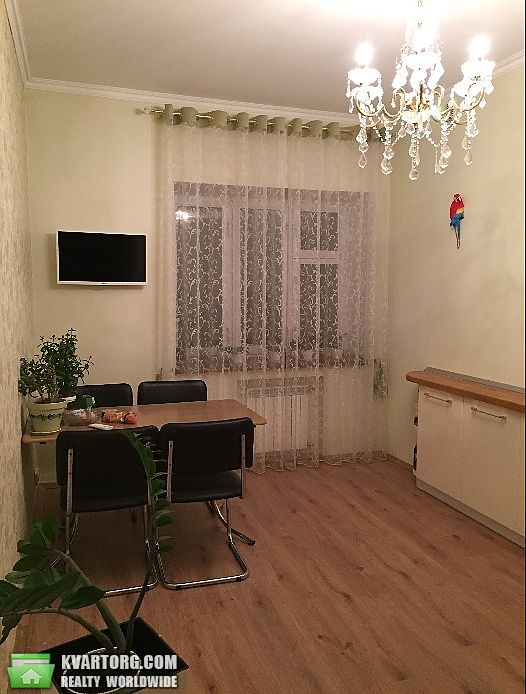 Rent out 1-room apartment. Киев,  Михайловская — photo 3