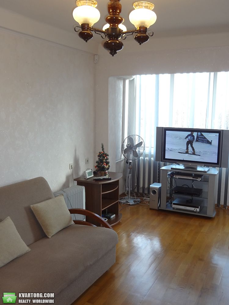 Rent out 1-room apartment. Киев, Шаповала — photo 2