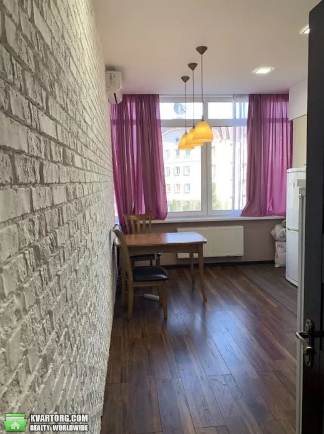 Rent out 2-room apartment. Киев, академика Ефремова — photo 1