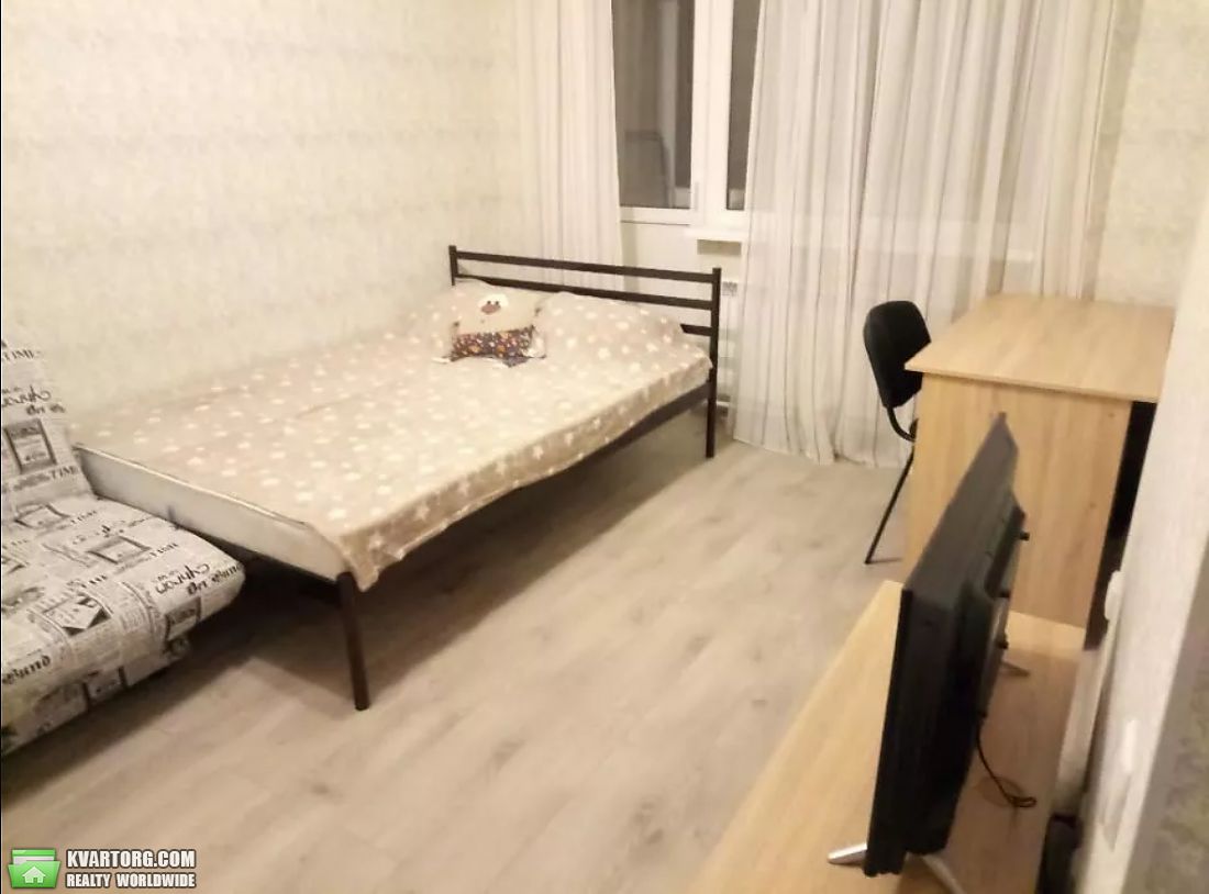 Rent out 1-room apartment. Киев,  Тупикова — photo 1