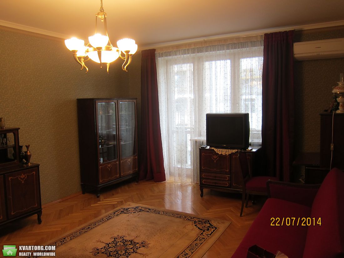 Sell 3-room apartment. Киев,  Гоголевская — photo 1