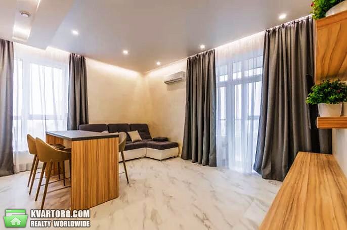 Rent out 2-room apartment. Киев,  Леси Украинки бул — photo 6