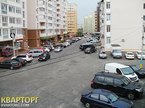 Sell 1-room apartment. Киев,  Амосова — photo 1
