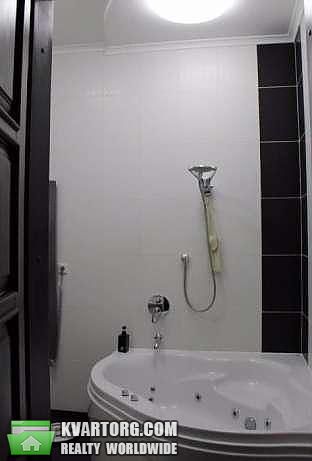 Sell 2-room apartment. Киев,  Лютеранская — photo 1