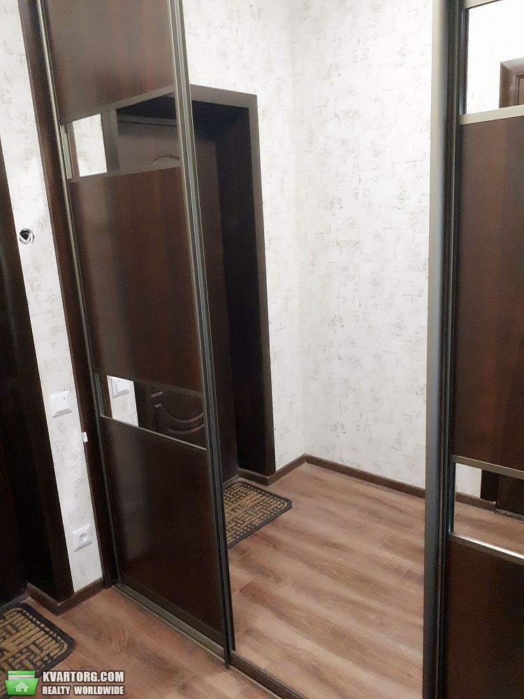 Rent out 1-room apartment. Киев, Успешная — photo 6