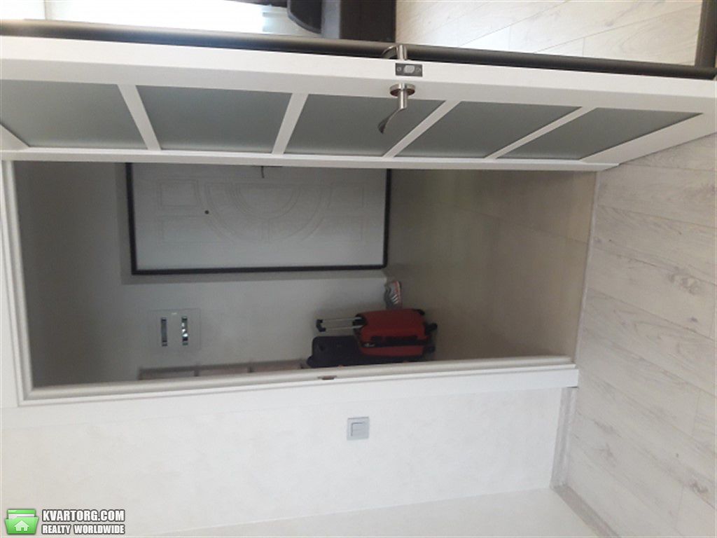 Rent out 1-room apartment. Киев,  Кондратюка — photo 4