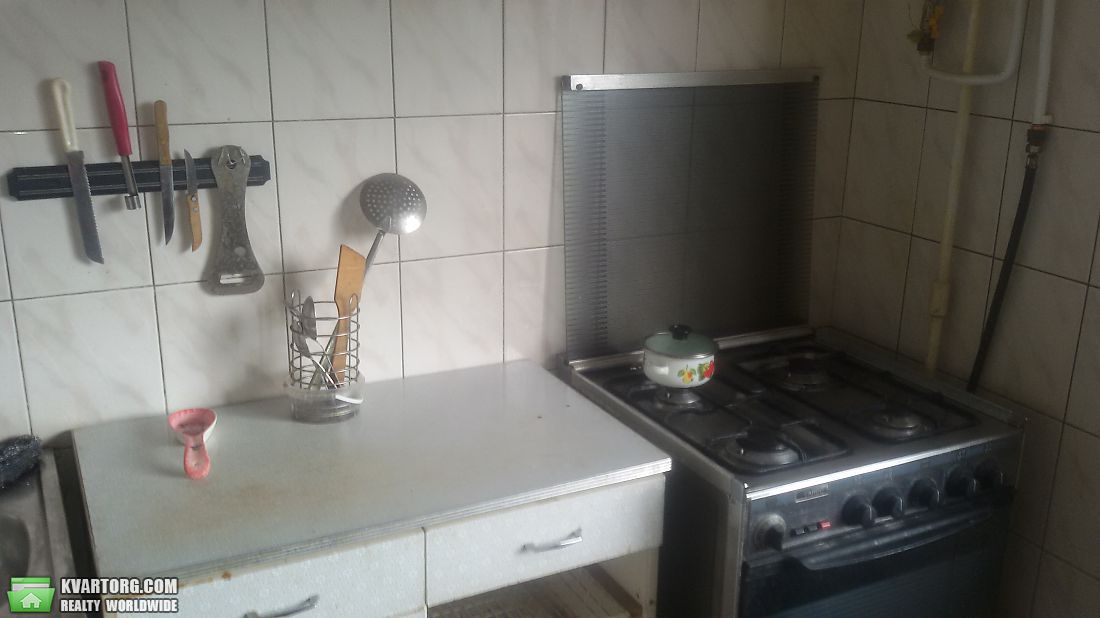 Rent out 3-room apartment. Киев, Йорданская — photo 6
