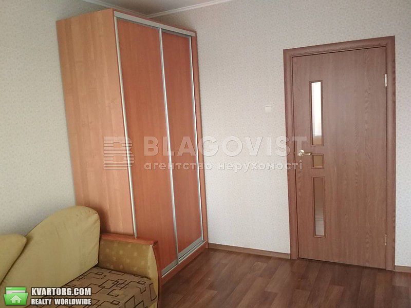 Rent out 2-room apartment. Киев,  Харьковское шоссе — photo 7