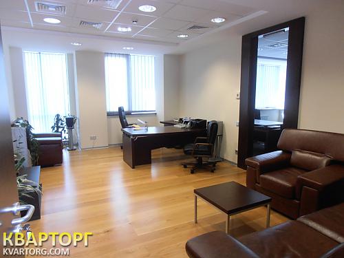 Rent out office. Киев,  Жилянская — photo 1