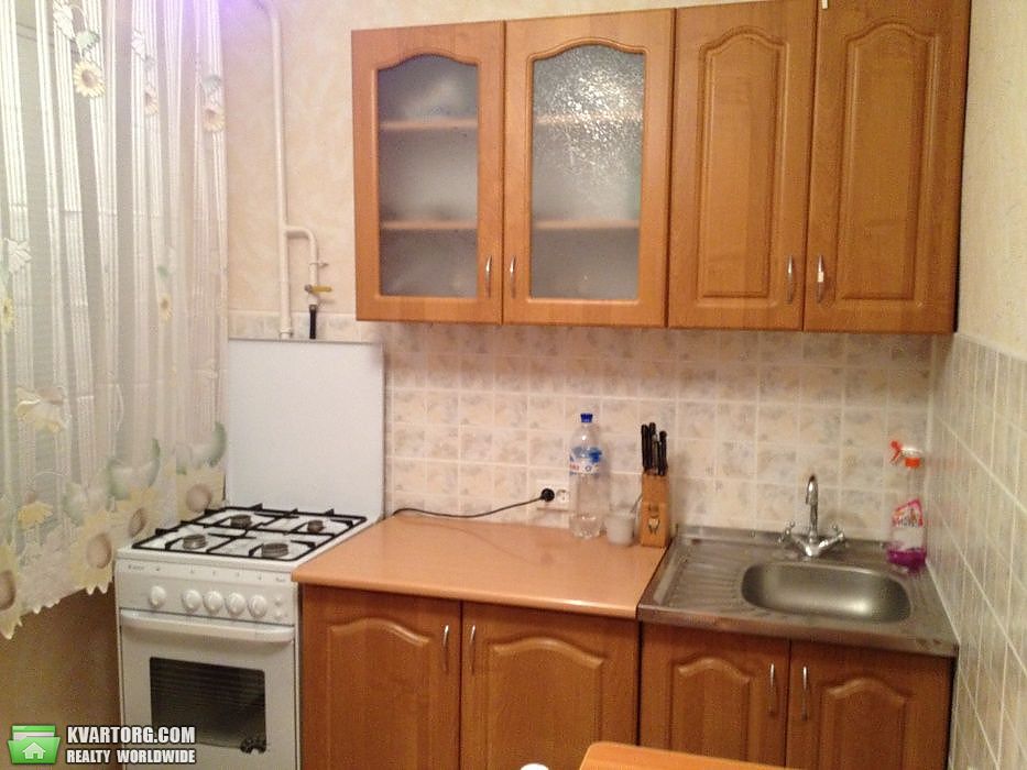 Sell 1-room apartment. Киев,  Пражская — photo 1
